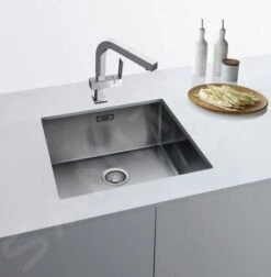 Franke Box - Évier En Inox BXX 210/110-45, 490 X 450 Mm, Siphon 127.0395.014 8 Franke Box - Évier En Inox BXX 210/110-45, 490 X 450 Mm, Siphon 127.0395.014 -Kitchen Soldes a9dc335294d87c63f012fefd